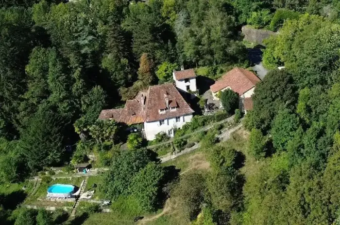 La Fontaine du Mas — vue extérieure, Périgord Vert